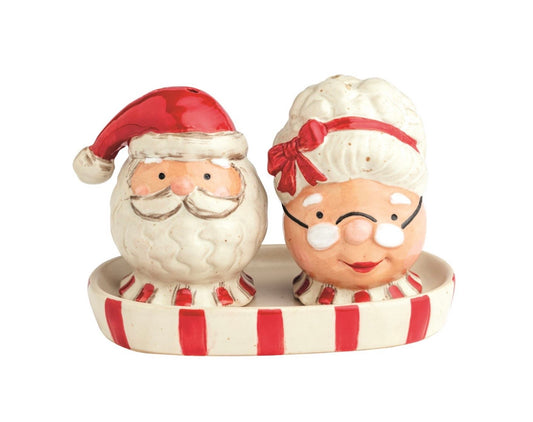 Mud Pie Farm Salt and Pepper Shakers