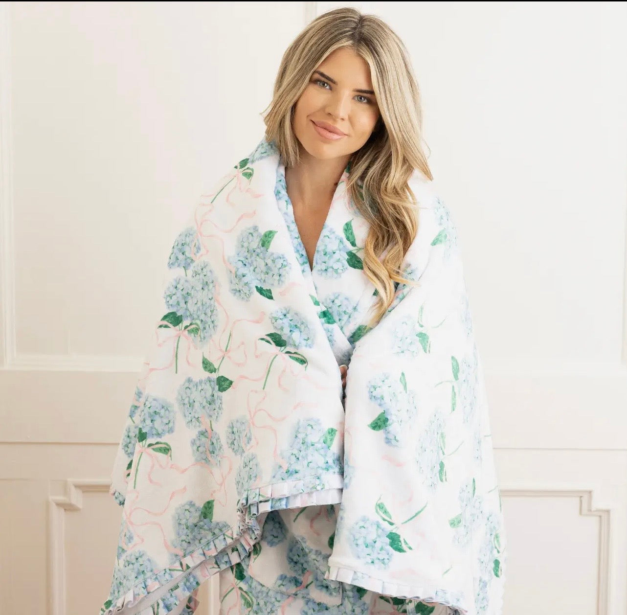 Hydrangea Ribbon Luxe 56x60 Throw Blanket