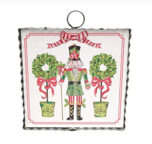 Round Top Mini Art Tradional Tidings Nutcracker & Topiaries