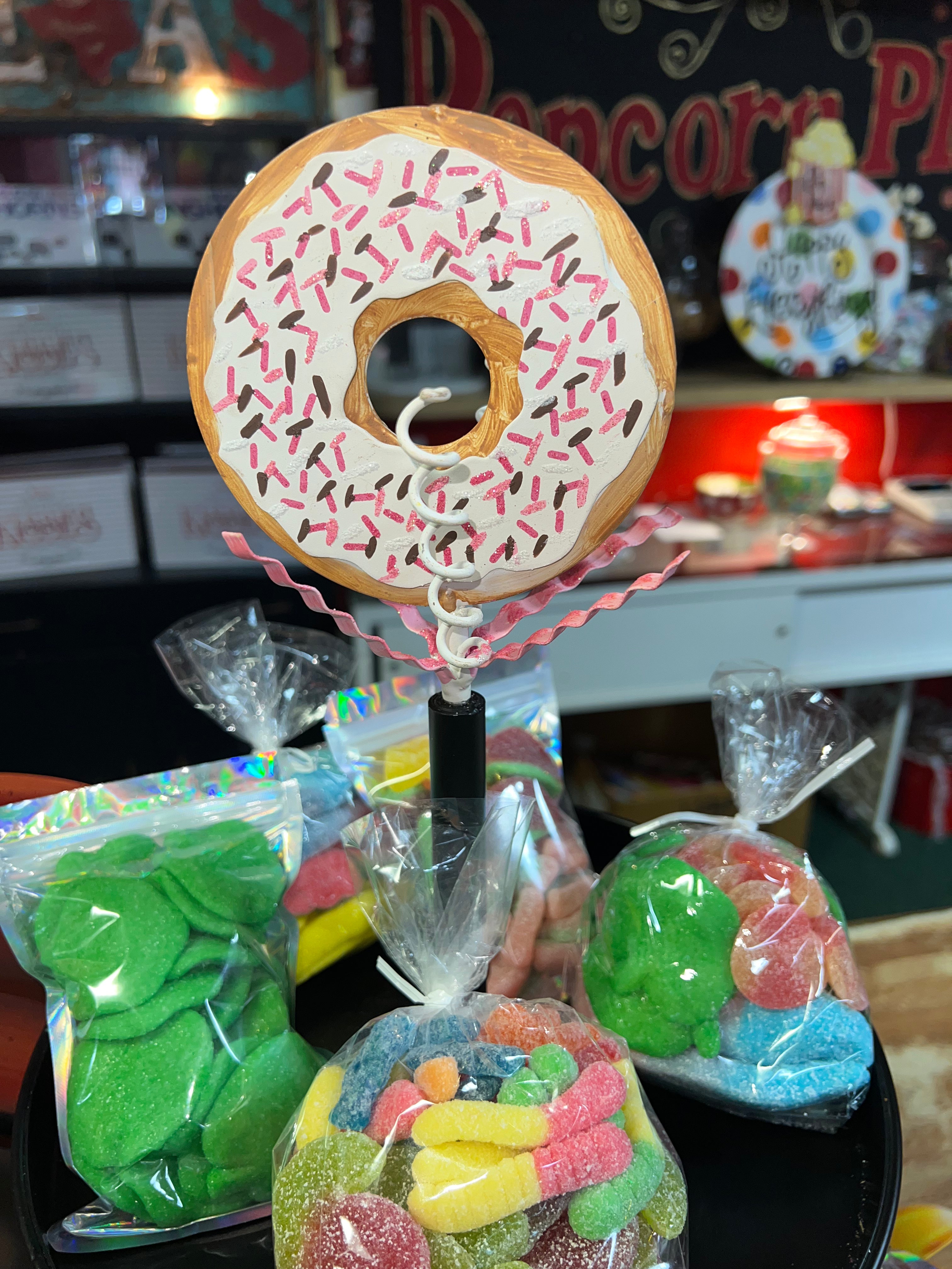 RT Donut Finial